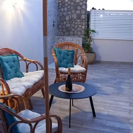 Pensión Amare House Gasponi