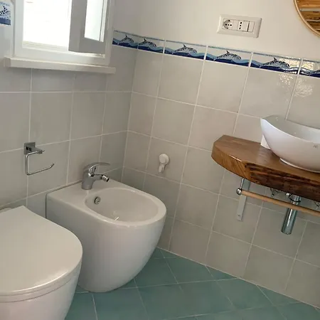 Amare House 3*