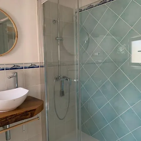 Guest house Amare House Gasponi