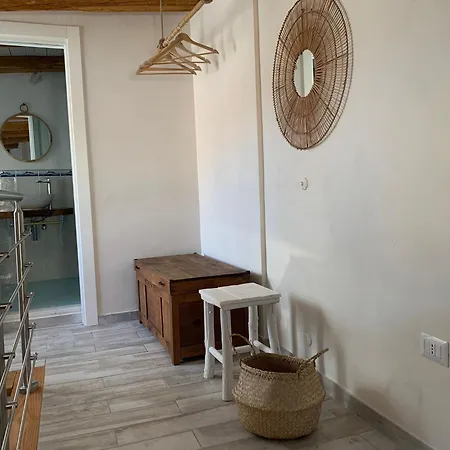 Amare House Guest house 3*